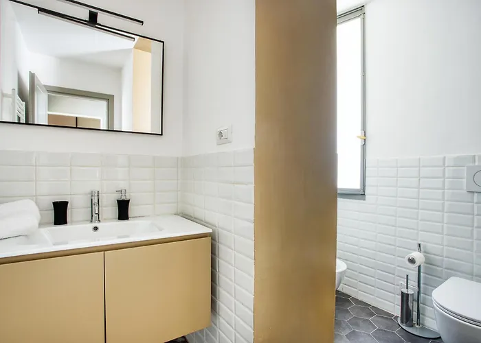Clausim Domus: New Brightful Flat Next To The Vatican * Rom