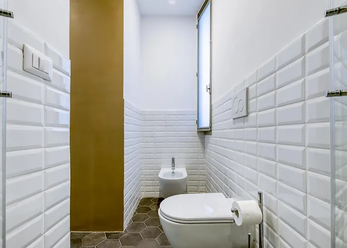 Apartment Clausim Domus: New Brightful Flat Next To The Vatican *