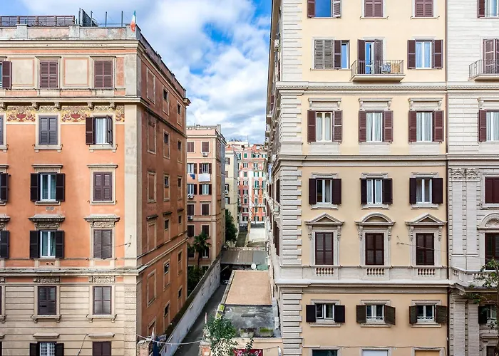 Clausim Domus: New Brightful Flat Next To The Vatican Rom